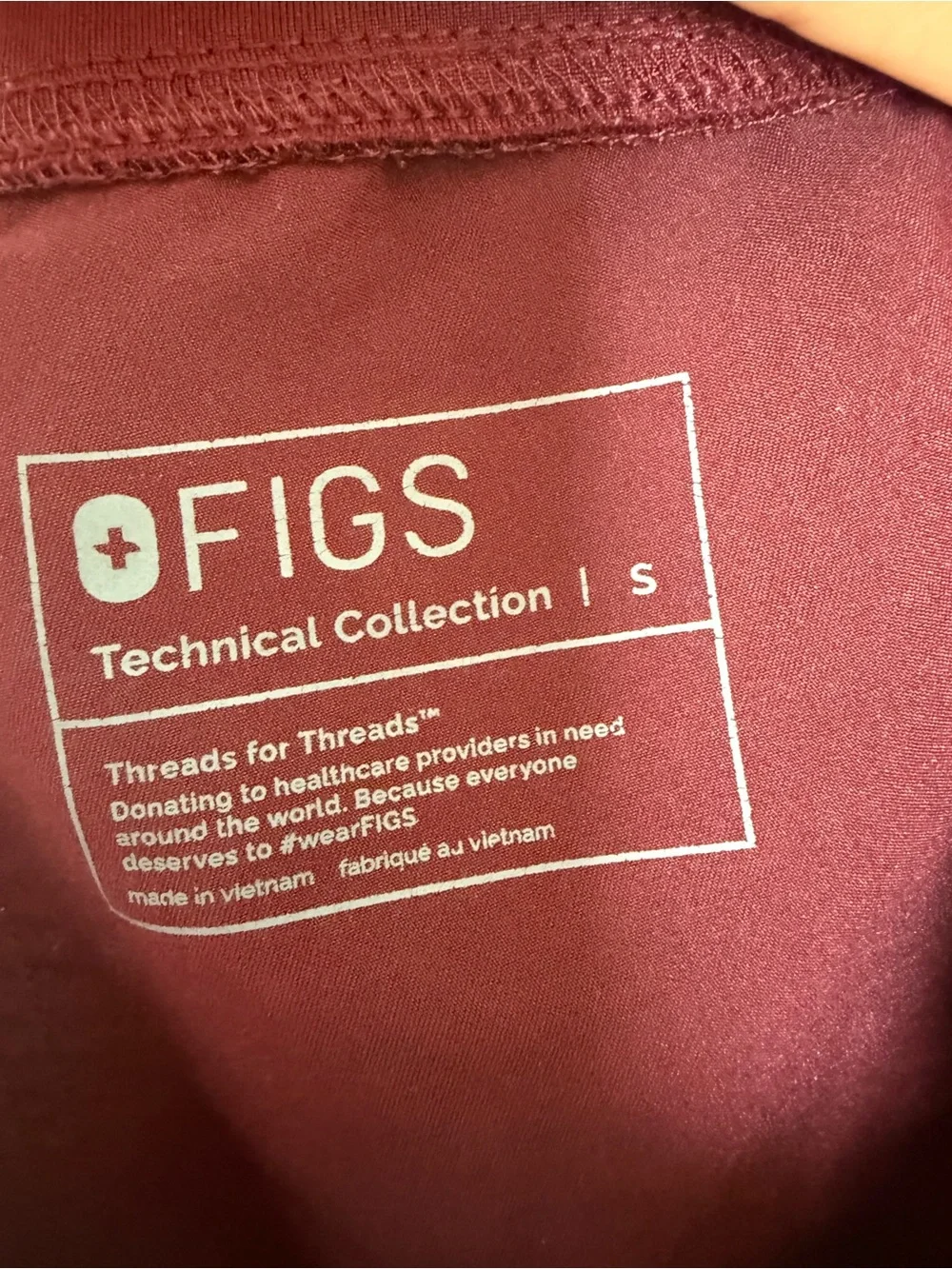 Figs Women’s Livingston Scrub Pants maroon